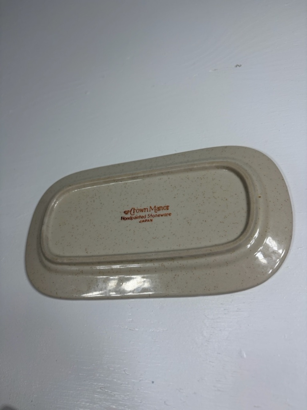 Crown manor vintage hand painted stoneware butter dish - Picture 3 of 6